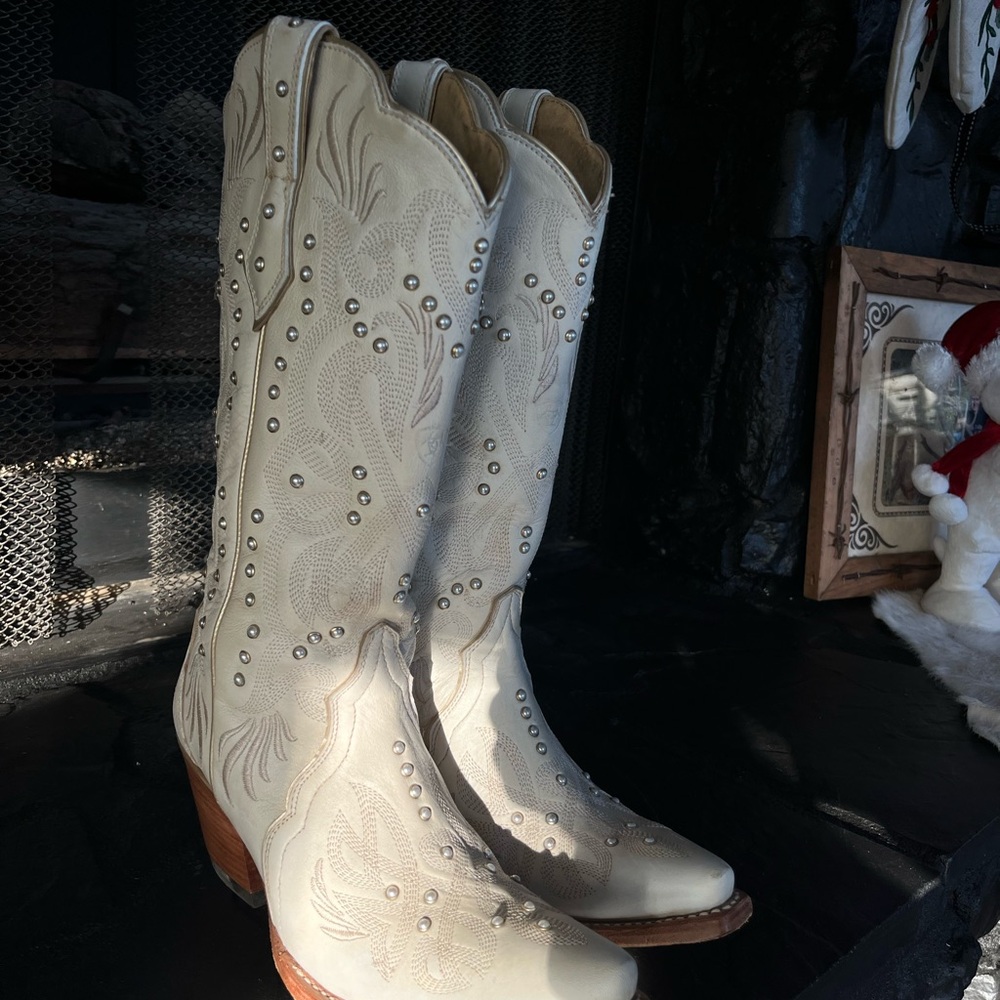 Ariat Pearl Embellished Heeled Boots